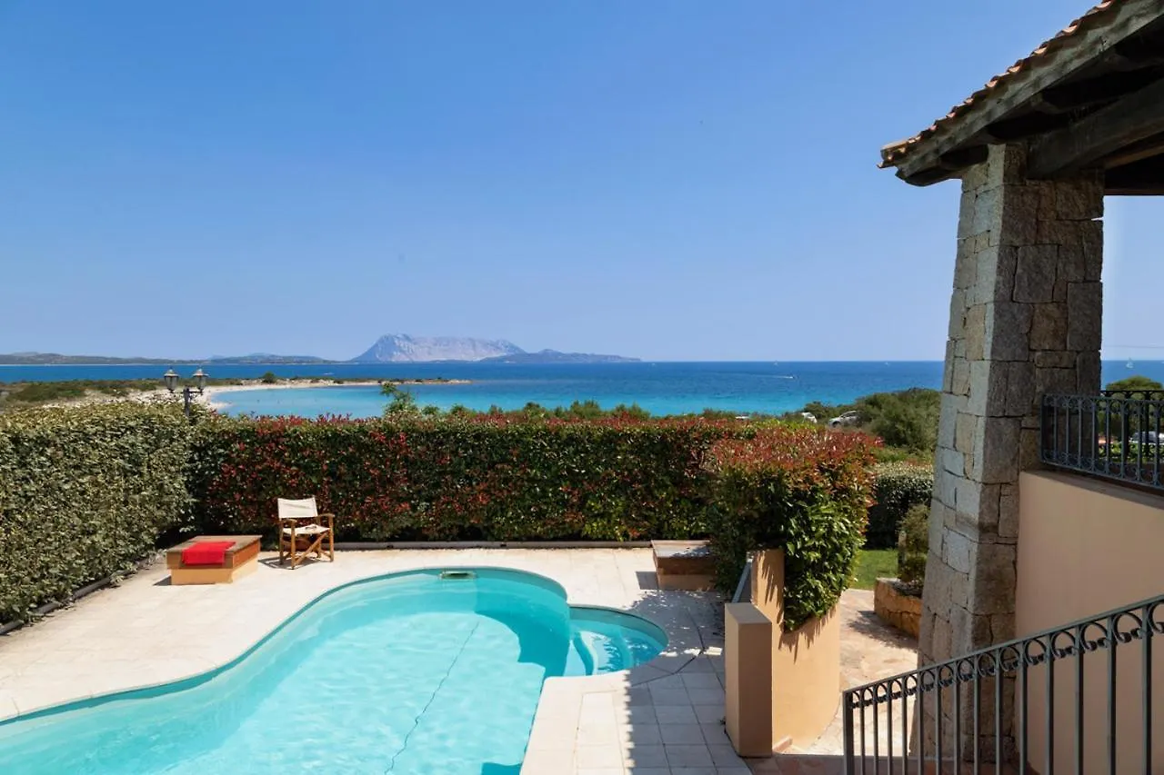 Villa Ida Isuledda San Teodoro  Italy