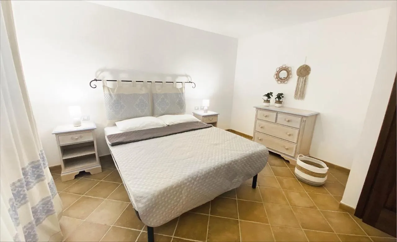 Villa Ida Isuledda San Teodoro  0*, San Teodoro (Sardinia)